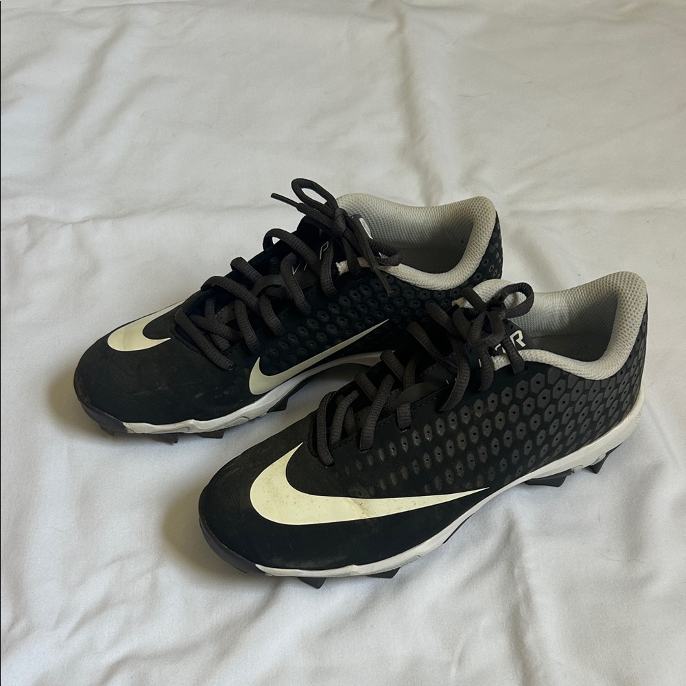 Nike Black and White Soccer Cleats with White Swoosh